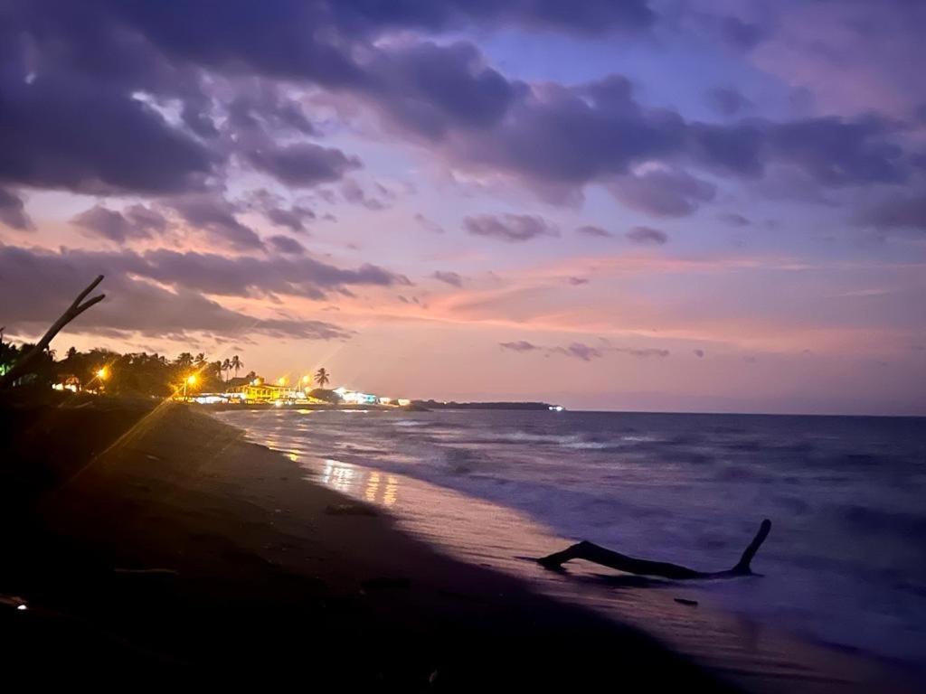 Hotel La Luna Playa El Uverito Las Tablas El Cedro  Eksteriør billede